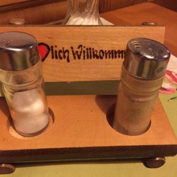 Holzfällerstube - Süße Salz-und-Pfeffer Bank :-)