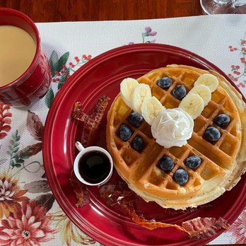 Mountain Treasure Bed and Breakfast - Great breakfast - Bed & Breakfast Near Me - Maplecrest, New York