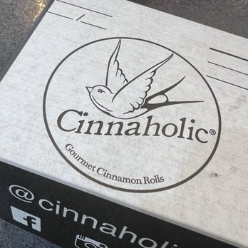 Cinnaholic - Box aesthetic - Bakeries Near Me - Spring, Texas