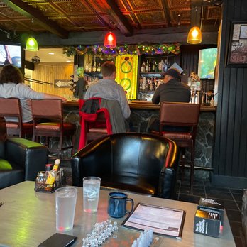 Nowhere Pizza & Pub - Sittin' at the pub, pizza and a hot cider - Pizza Near Me - Keystone, Colorado