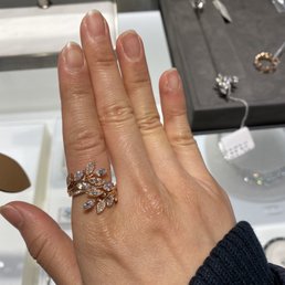 Tiffany Victoria bypass ring in rose gold Tiffany Victoria bypass ring in rose gold