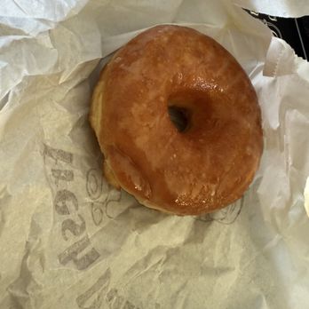 Happy Donuts - August 2025 - $2.25 each - Donuts Near Me - Burlingame, California