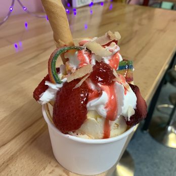 Rainbow Ribbons Rolled Ice Cream - Deliciousness - Ice Cream & Frozen Yogurt Near Me - Deltona, Florida Rainbow Ribbons Rolled Ice Cream - Deliciousness - Ice Cream & Frozen Yogurt Near Me - Deltona, Florida