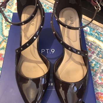 Kohl's - Styling shoes!!!! - Department Stores Near Me - LAKEWOOD, California