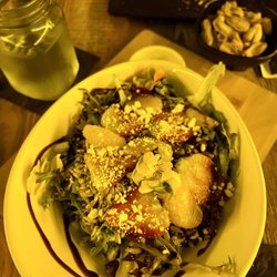 Kao Bar & Grill - Citrus Walnut Salad