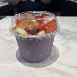 Super berry bowl