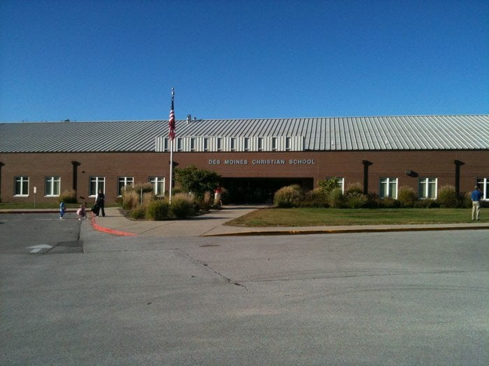 DES MOINES CHRISTIAN SCHOOLS Updated September 2024 13007 Douglas Pkwy, Urbandale, Iowa