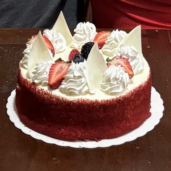 85°C Bakery Cafe-Rancho Cucamonga - Red velvet cake - Bakeries Near Me - Rancho Cucamonga, California 85°C Bakery Cafe-Rancho Cucamonga - Red velvet cake - Bakeries Near Me - Rancho Cucamonga, California