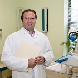 3V Dental Associates - Dr. Volk