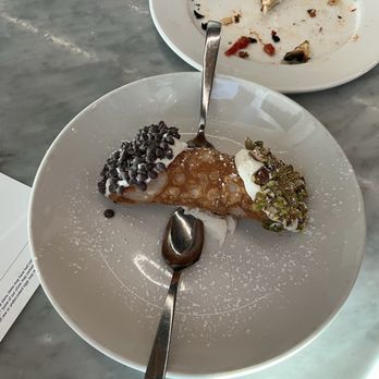 Tutta Bella - Cannoli - Pizza Near Me - Seattle, Washington Tutta Bella - Cannoli - Pizza Near Me - Seattle, Washington