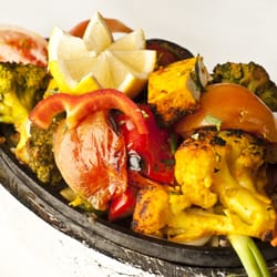 TAVA Fresh Taste of India - Tandoori Vegetables - GF baked, marinated fresh cauliflower, broccoli, green/red bell peppers, onions, tomatoes & paneer cheese