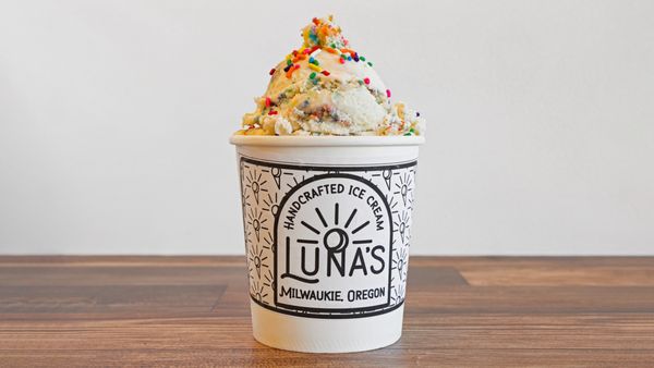 Luna's Ice Cream by null