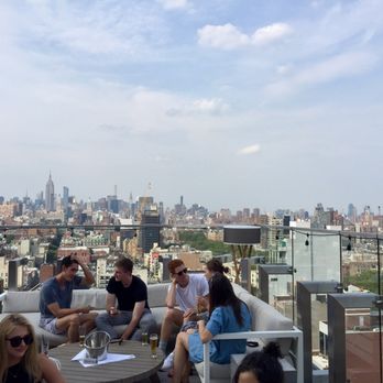 The Crown - Rooftop Views - Cocktail Bars Near Me - New York, New York The Crown - Rooftop Views - Cocktail Bars Near Me - New York, New York