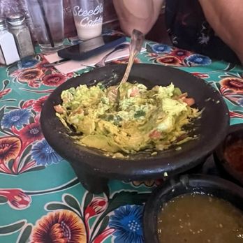 El Paseo Inn - tableside guacamole: avocado, tomatoes, Serrano chiles, onions, cilantro, and lime in a molcajete = $15.95 - Mexican Near Me - Los Angeles, California El Paseo Inn - tableside guacamole: avocado, tomatoes, Serrano chiles, onions, cilantro, and lime in a molcajete = $15.95 - Mexican Near Me - Los Angeles, California