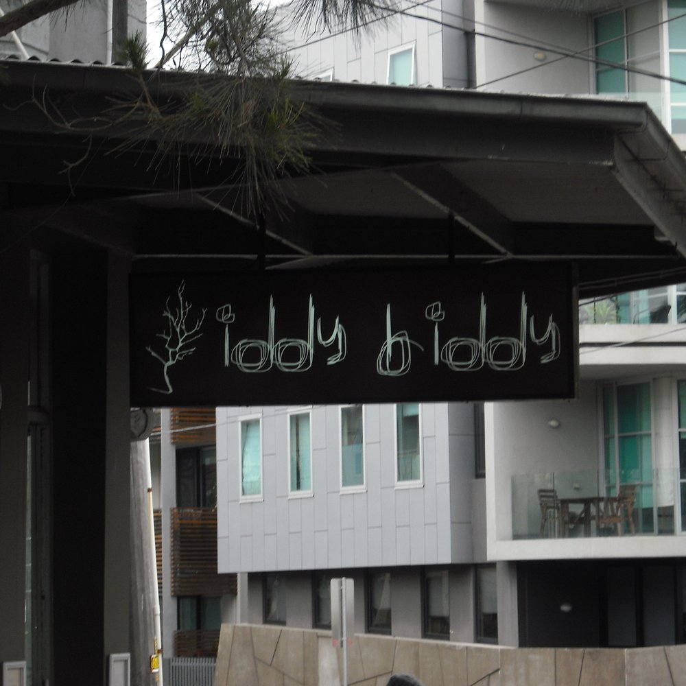 Iddy Biddy Bar - Restaurants Near Me - St Kilda, VIC Iddy Biddy Bar - Restaurants Near Me - St Kilda, VIC