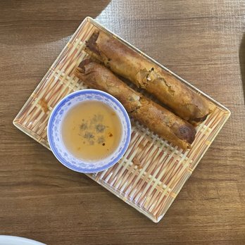 Truong Thanh Vietnamese Restaurant - Cha gio thit hay chay ($7.00) - Vietnamese Near Me - Vancouver, British Columbia