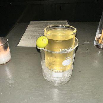Yours Sincerely - Dirty martini - Cocktail Bars Near Me - Brooklyn, New York