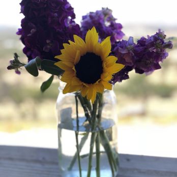 Bodegas Cieli - Touches of wildflowers - Wineries Near Me - Valle de Guadalupe, BCN