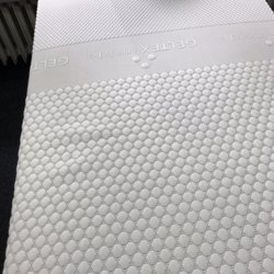 Die GX 700 von Schlaraffia. Eine Taschenfederkernmatratze. The GX 700 from Schlaraffia. A mattress with pocket spring core.