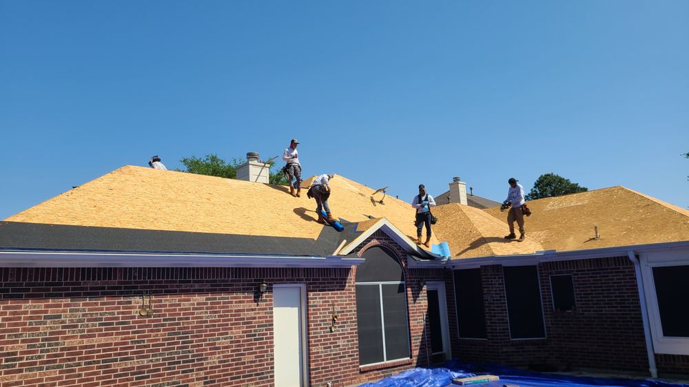 Slide of Elite Roofers