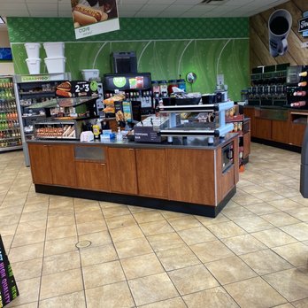 MAPCO - Inside gas station - Convenience Stores Near Me - Fort Payne, Alabama MAPCO - Inside gas station - Convenience Stores Near Me - Fort Payne, Alabama