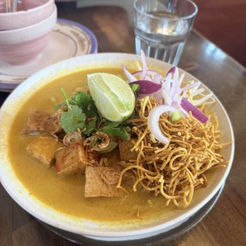 Dear Mom Cafe - Khao Soi - Coconut curry noodle - Thai Near Me - Bend, Oregon Dear Mom Cafe - Khao Soi - Coconut curry noodle - Thai Near Me - Bend, Oregon