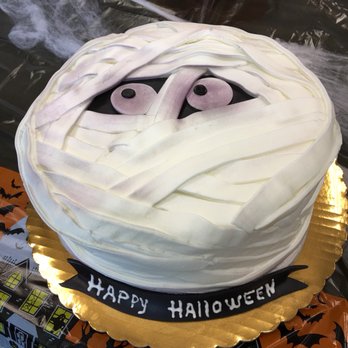 Cake Lounge Miami - Delicious Halloween guava cake. - Cupcakes Near Me - Miami, Florida Cake Lounge Miami - Delicious Halloween guava cake. - Cupcakes Near Me - Miami, Florida