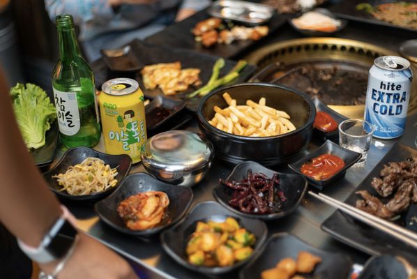 Gogi Yogi by null