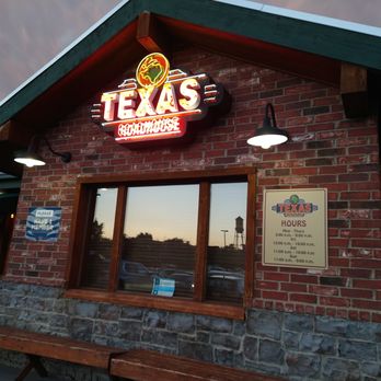 Texas Roadhouse - Steakhouses Near Me - Arvada, Colorado