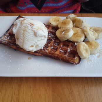 Pizza Hut - Banana and maple syrup - Pizza Near Me - Glasgow, GLG