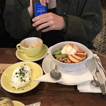 Holybelly 19 - Breakfast & Brunch Near Me - Paris, 75 Holybelly 19 - Breakfast & Brunch Near Me - Paris, 75