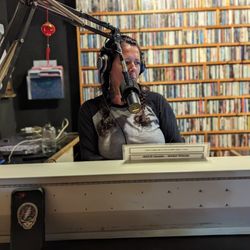 KKCR Kauai Community Radio - Radio Annie