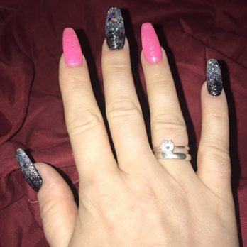 4 Seasons Nails & Spa - My nails are beautiful and I've never been able to go as long without a fill' So glad I found you!!!! - Nail Salons Near Me - Weymouth, Massachusetts