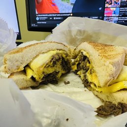 Steak Egg and Cheese Breakfast Sandwich ! Steak Egg and Cheese Breakfast Sandwich !