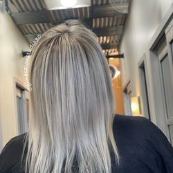 Gina Salon Studio 30