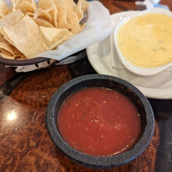 Mi Pueblo - a bowl of salsa and a bowl of tortillas - Mexican Near Me - Silsbee, Texas Mi Pueblo - a bowl of salsa and a bowl of tortillas - Mexican Near Me - Silsbee, Texas