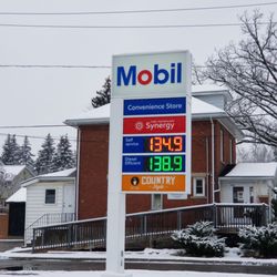 Woolwich Mobil - Signage