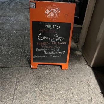 Mint to Be Mojito Bar and Bites - Cocktail Bars Near Me - Savannah, Georgia Mint to Be Mojito Bar and Bites - Cocktail Bars Near Me - Savannah, Georgia
