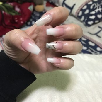 Renton Nail & Spa - Second visit   -- nails been 2 weeks old. Still sooooo nice - Nail Salons Near Me - Renton, Washington