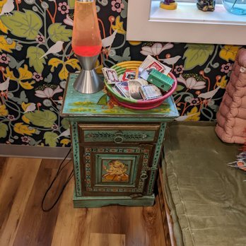 Black Elephant Hostel - Hostels Near Me - Portland, Maine Black Elephant Hostel - Hostels Near Me - Portland, Maine