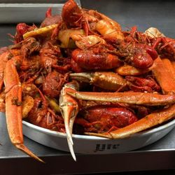 Buffalo Bell - Snowcrab and crawfish
