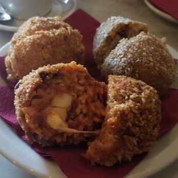 Trapizzino Trilussa - Pizza Near Me - Rome, RM