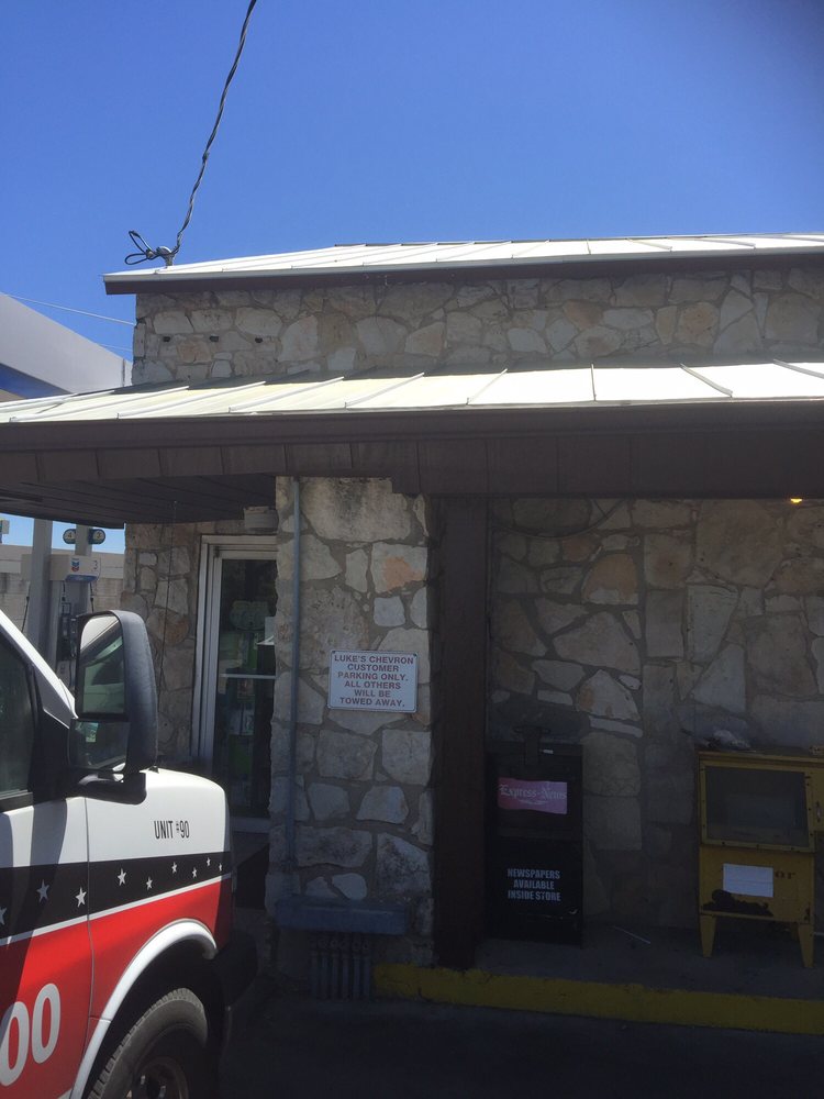 Luke’s Country Mart