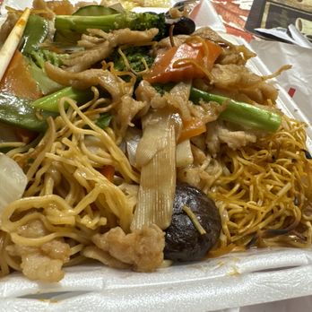 OA Chinese Food - Pan fried (burnt) noodles w/ friend chicken skin. - Chinese Near Me - Reno, Nevada OA Chinese Food - Pan fried (burnt) noodles w/ friend chicken skin. - Chinese Near Me - Reno, Nevada