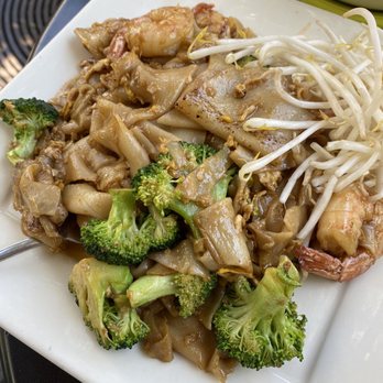 Amarin Thai Cuisine - Pas See Ewe - Thai Near Me - Mountain View, California