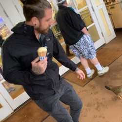 Pineapple ice cream