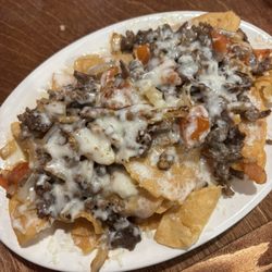 Delia's - Nachos with steak and no bell peppers