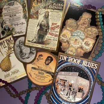 Pearl’s - Some pics from inside bathroom - Cajun/Creole Near Me - Elk Rapids, Michigan