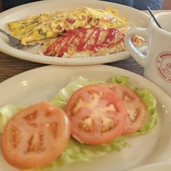 Brandon's Diner - Kitchen Sink Omelette with Hash Browns Sliced Tomatoes - Diners Near Me - Moreno Valley, California