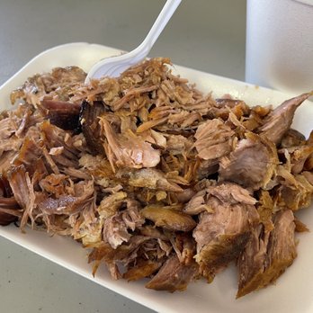 Chela's y Carnitas - 1lb of carnitas - Mexican Near Me - Victorville, California Chela's y Carnitas - 1lb of carnitas - Mexican Near Me - Victorville, California
